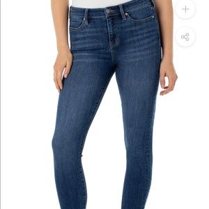 NWT Liverpool Abby Ankle Petite